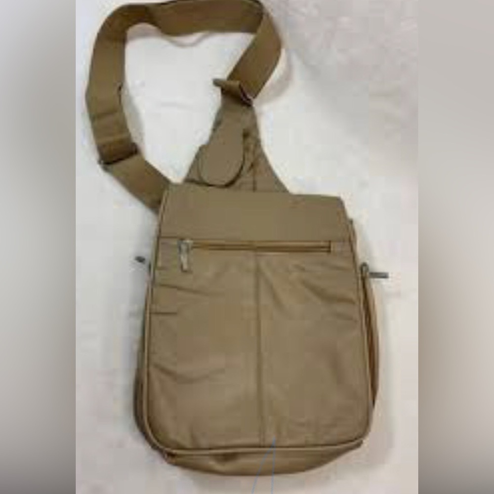 Buxton Crossbody TRAVEL Shoulder Slingback Bag Purse Satchel Tan
 Crossbody Bag
